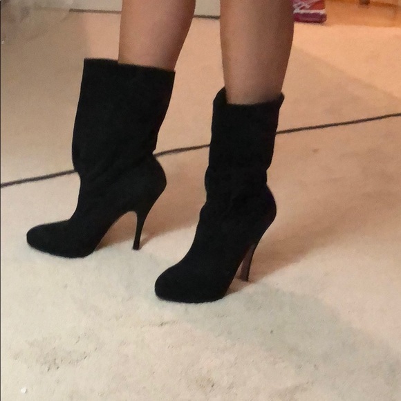 Perfect condition black Prada suede boots - Picture 6 of 7